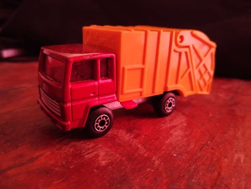 Lesney Matchbox Refuse Truck - No 38 Superfast