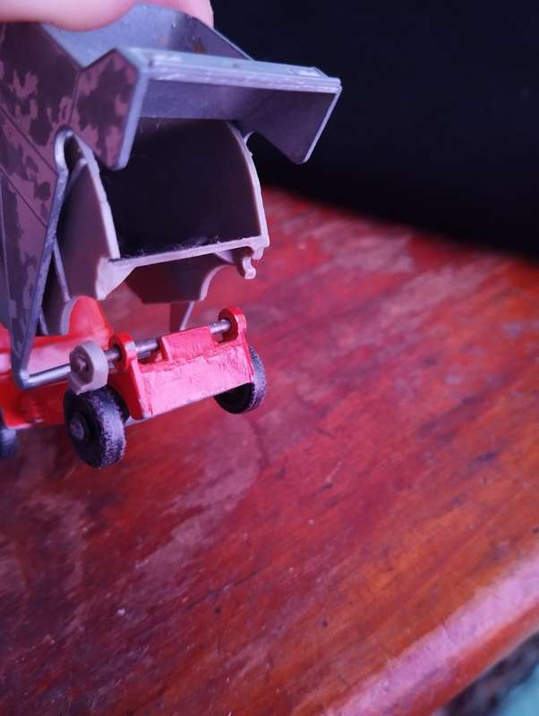 Lesney Matchbox Ford Refuse Truck - No 7 Regular Wheels