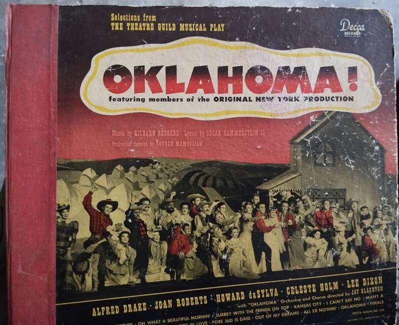 Rogers and Hamerstein - OAklahoma - 8 Grampohone Records - Decca