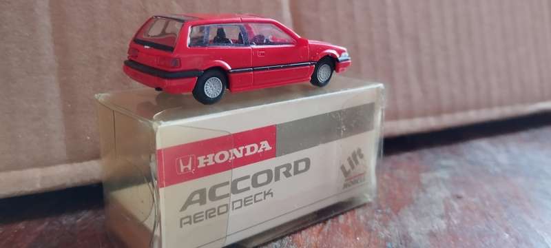 Rietze Honda Accord 2.0i Aero Deck - 1/87 Scale