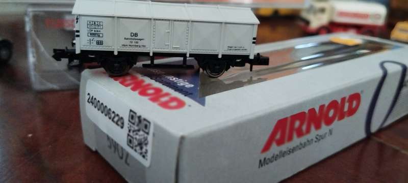 Arnold DB Covered Gondola Wagon (Klappdeckelwagen) - N Gauge