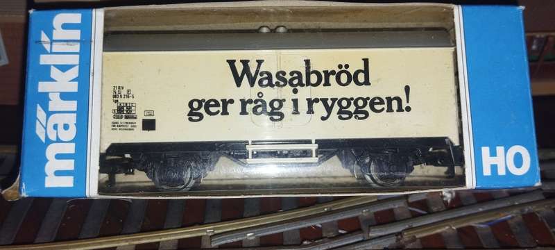 Märklin SJ Refrigerator Van - Wassbröd 4566 - HO AC