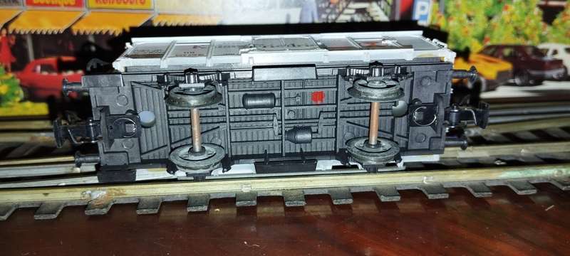Piko Epoch II DB Van - Kaiser Friedrich Quelle- HO Scale