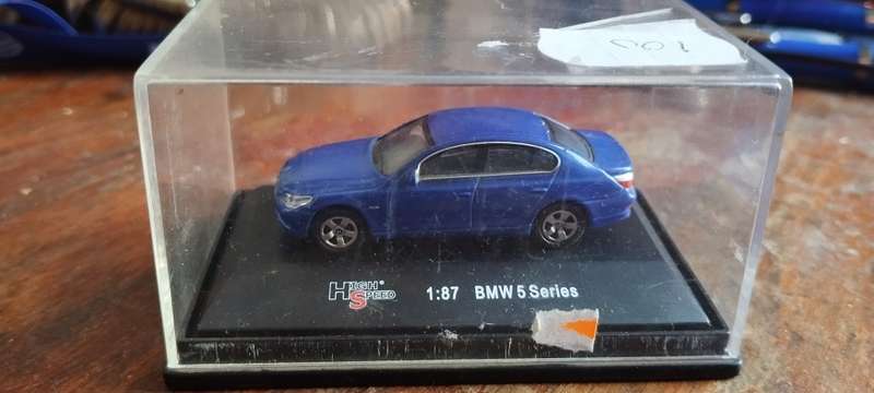 High Speed BMW 5 Series - 1/87 Scale