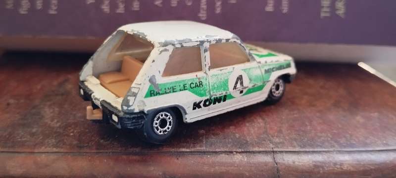 Matchbox Renault 5 TL  - Hatch/Boot Missing - No 21 Superfast