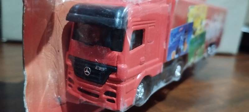 DGD M.A.N. Lorry - Sweet Kiss -  1/87 Scale