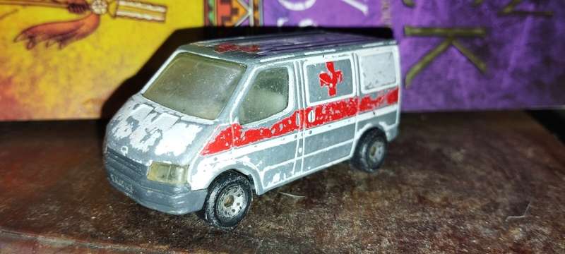 Matchbox Ford Transit Ambulance