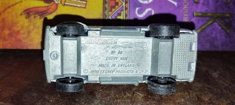 Lesney Matchbox Chev Van No 68 - Superfast