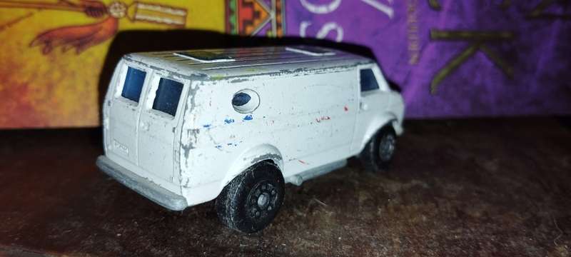 Lesney Matchbox Chev Van No 68 - Superfast