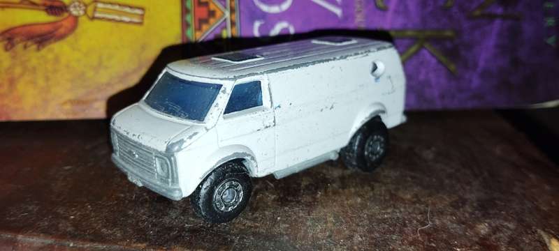 Lesney Matchbox Chev Van No 68 - Superfast