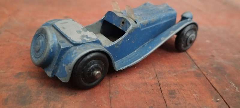 Dinky Jaguar SS100 38F - 1/43 Scale