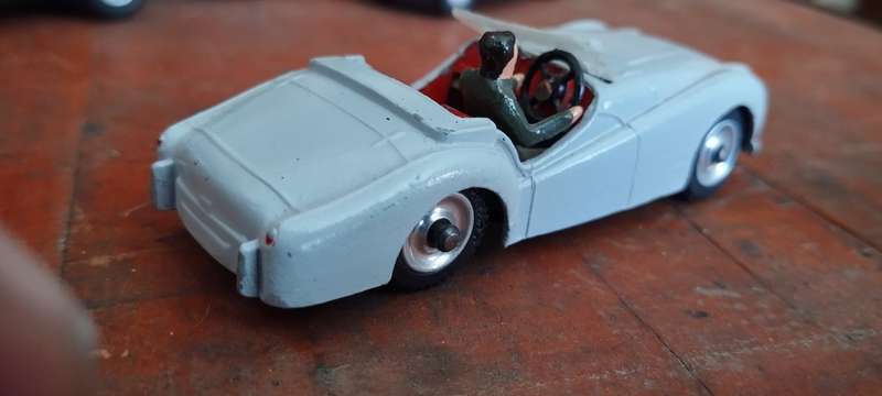 Dinky Toys Triumph TR2  - 111 - 1/43 Scale