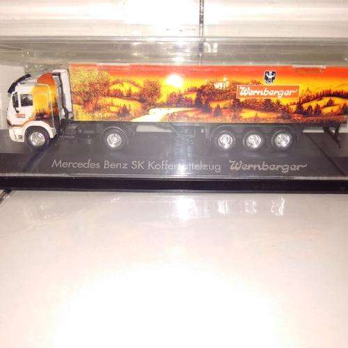 Herpa Mercedes Benz Lorry - 1/87 Scale