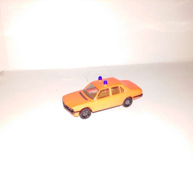 Herpa BMW 528i EMS