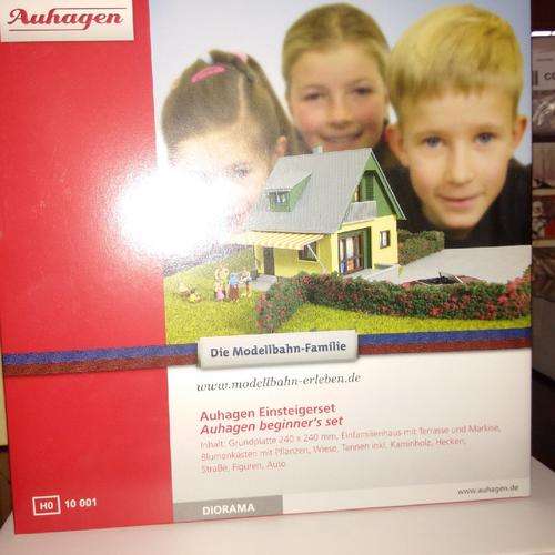 Auhagen Diorama Beginners Set - 1/87 Scale