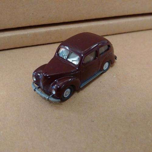 Wiking Ford Taunus - 1/87 Scale