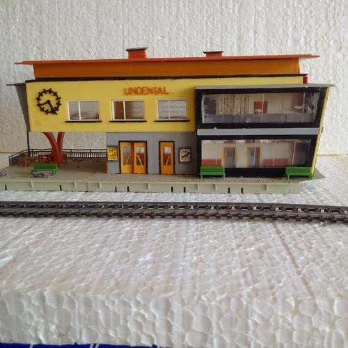 Station Building with Resturant - HO Scale