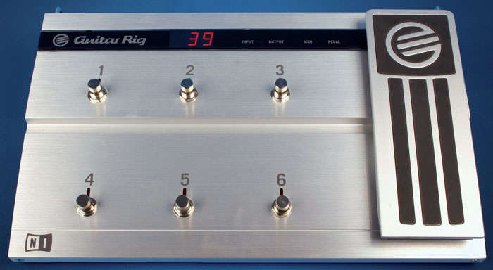 Guitar Rig 2 Pedal board with Guitar rig 5 and over 4000 Presets..