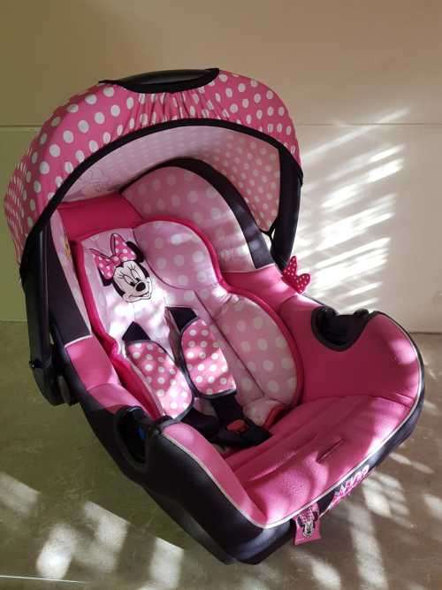 Miss Minnie Mouse Infant Carrier Car Seat