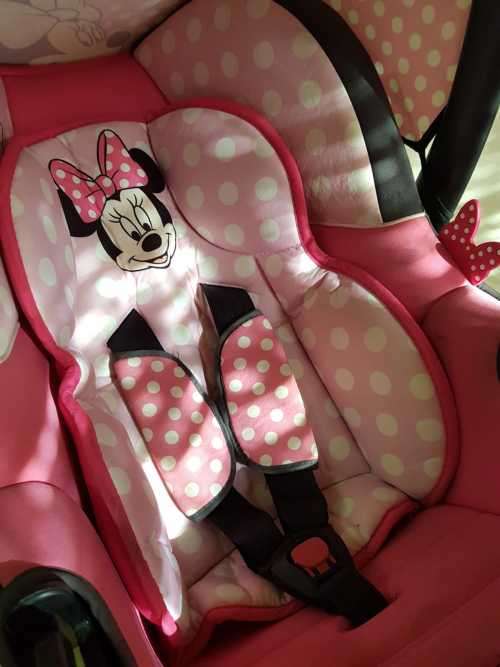 Miss Minnie Mouse Infant Carrier Car Seat