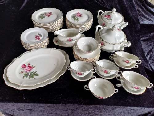 Huguenot Royale Dinner Set