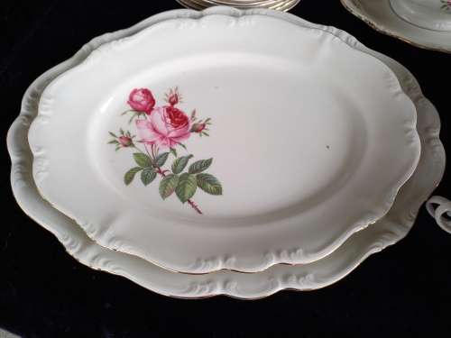 Huguenot Royale Dinner Set