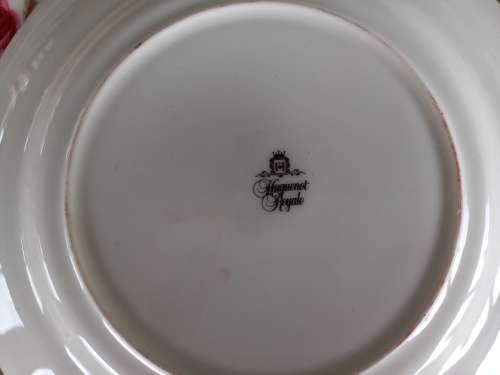 Huguenot Royale Dinner Set