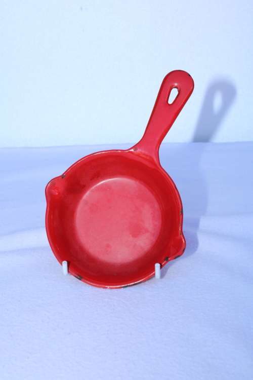 Miniature Cast Iron Enamel Skillet (Red)