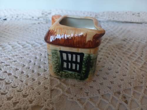 House shape tea set
