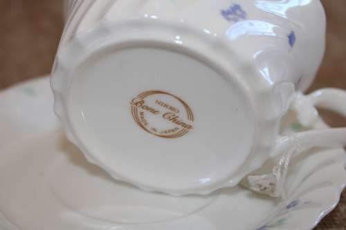 Stunning Nikko Bone China Tea Duo (C)