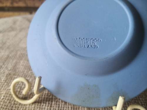 Wedgwood Small Ashtray (Excl. Stand)
