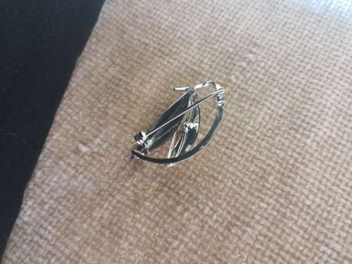 Silver Colour Leaf Broach
