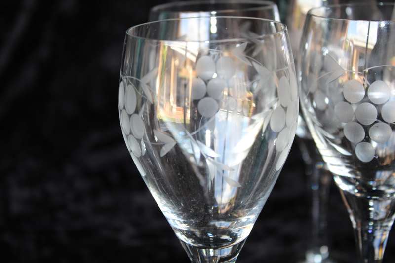 Set x5 Grape pattern White wine Glasses