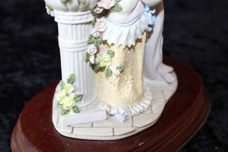 The Leonardo Collection Resin Figurine of a French Lady - Constance 1992