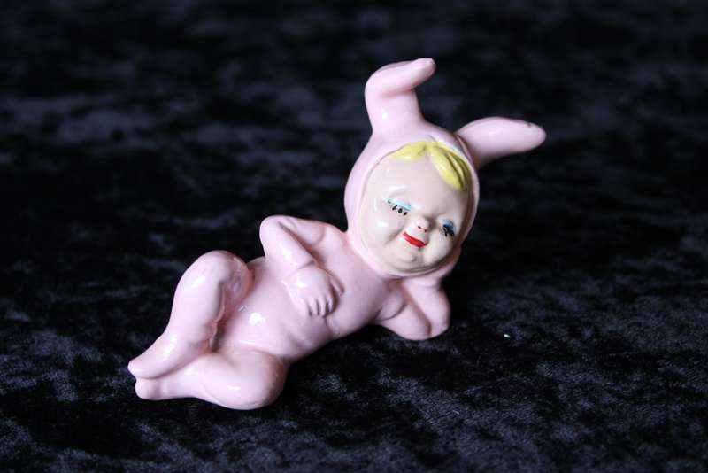 Cute Sleeping Baby Figurine/Paperweight