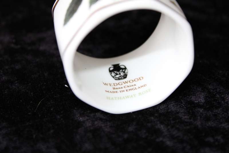 Wedgwood Serviette Holder - Hathaway Rose
