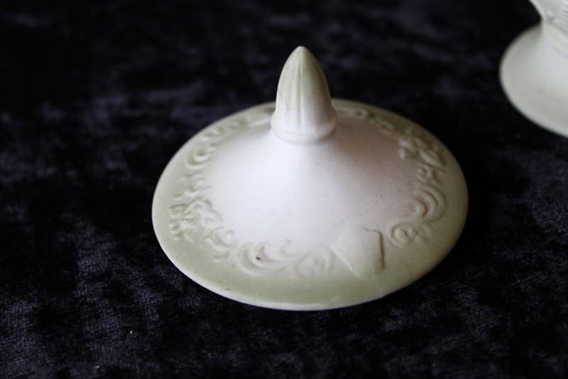 Beautiful Porcelain Jar - (Everest)