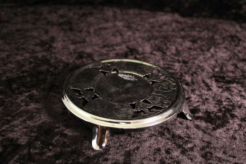 Silver Plated Tae Pot Stand