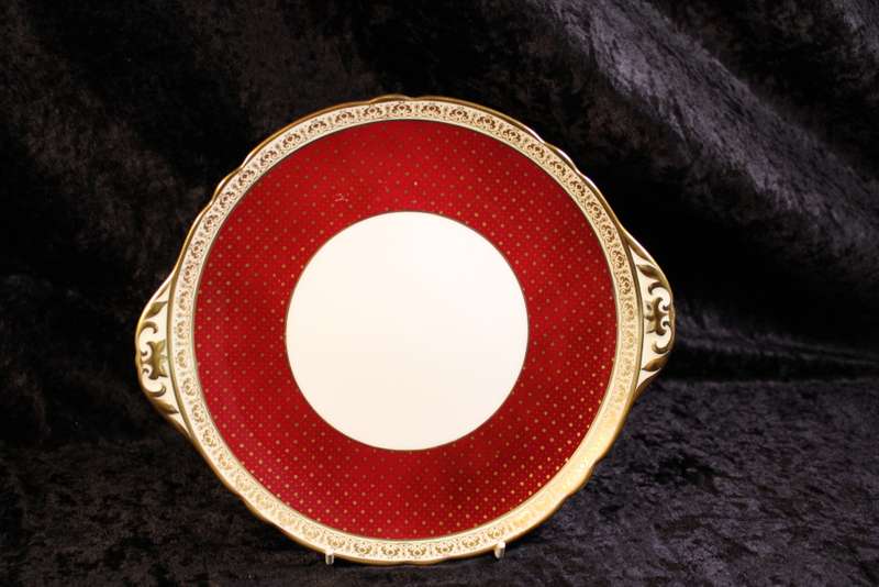 Stunning Shelley Cake Plate