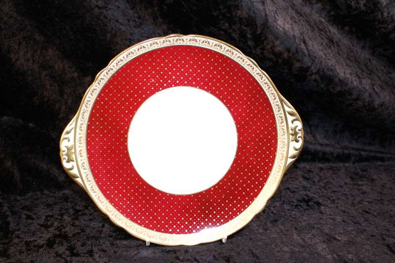 Stunning Shelley Cake Plate