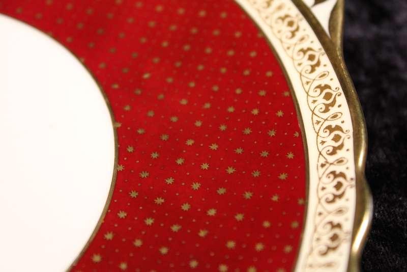 Stunning Shelley Cake Plate