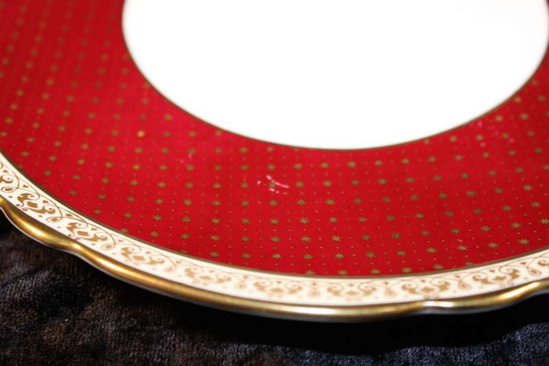Stunning Shelley Cake Plate