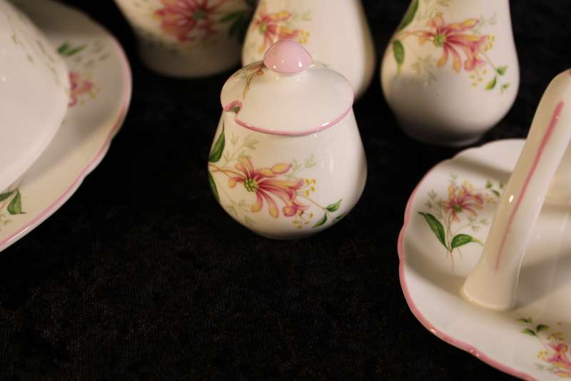 Stunning Shelley Honeysuckle 14172 Breakfast Set