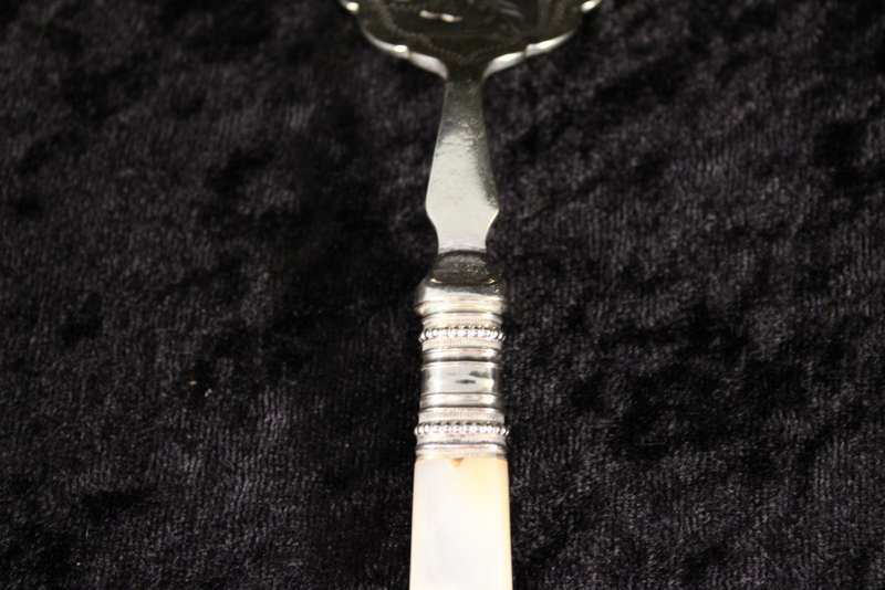 JL & S Silver Plated Pastry Fork (Mother of Pearl Handle)