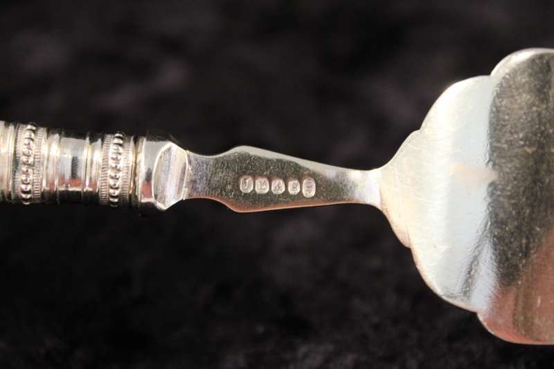 JL & S Silver Plated Pastry Fork (Mother of Pearl Handle)
