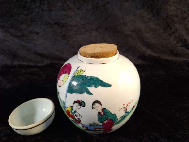 Beautiful Hand Painted Ginger Jar