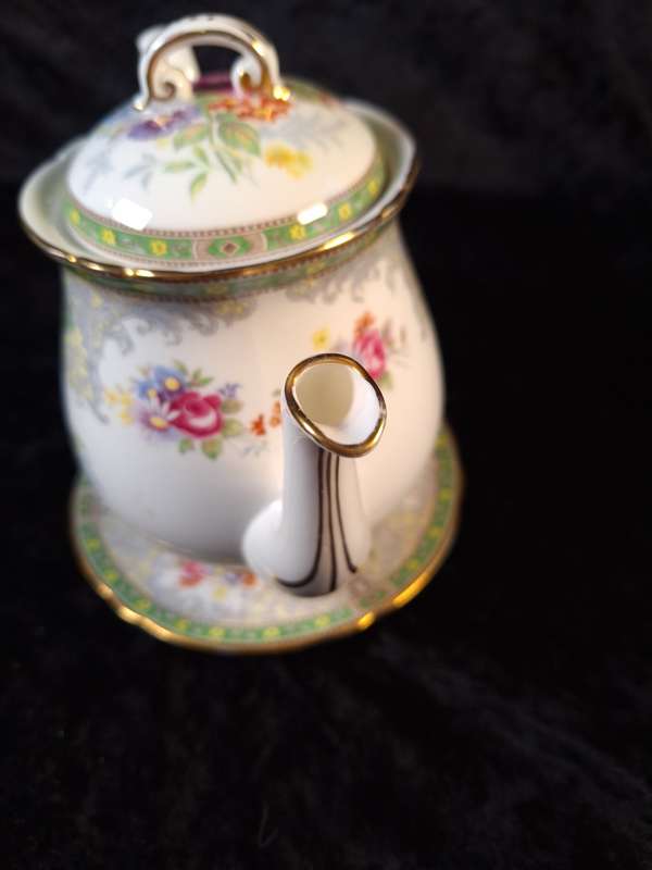 Stunning Shelley - Georgian 13360 Tea for Two Teapot with Saucer.