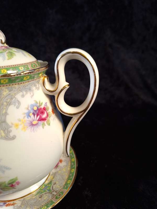 Stunning Shelley - Georgian 13360 Tea for Two Teapot with Saucer.