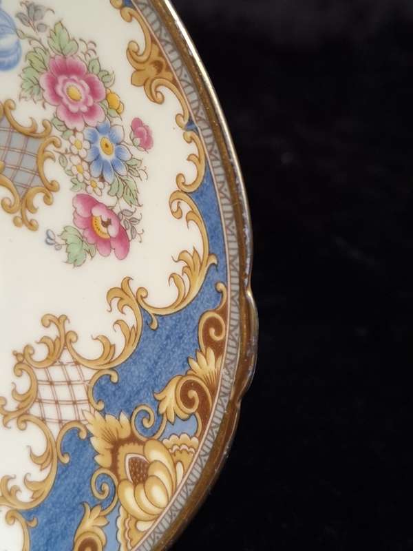 Shelley - Sheraton 13291 Saucer.