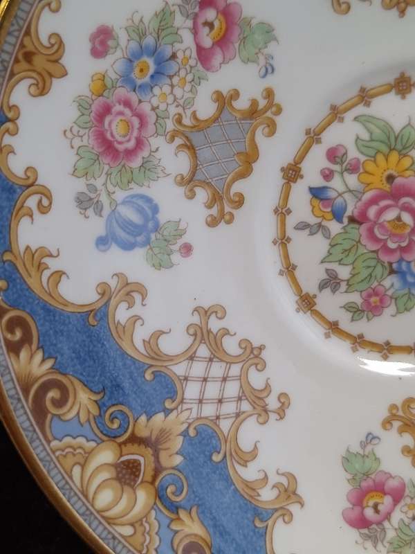 Shelley - Sheraton 13291 Saucer.